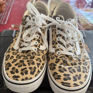 Vans off the Wall  Leopard Print Sneakers - Black and Tan